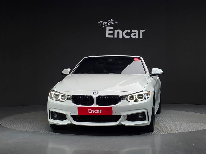 2017 BMW 4-Series 428i M Sport Convertible photo 3