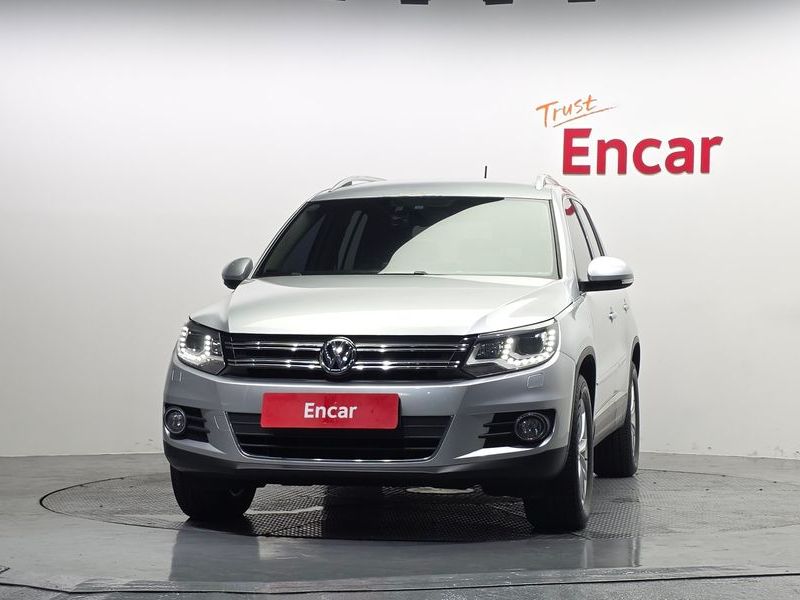 2014 Volkswagen Tiguan 2.0 TDI Comfort 5N photo 3
