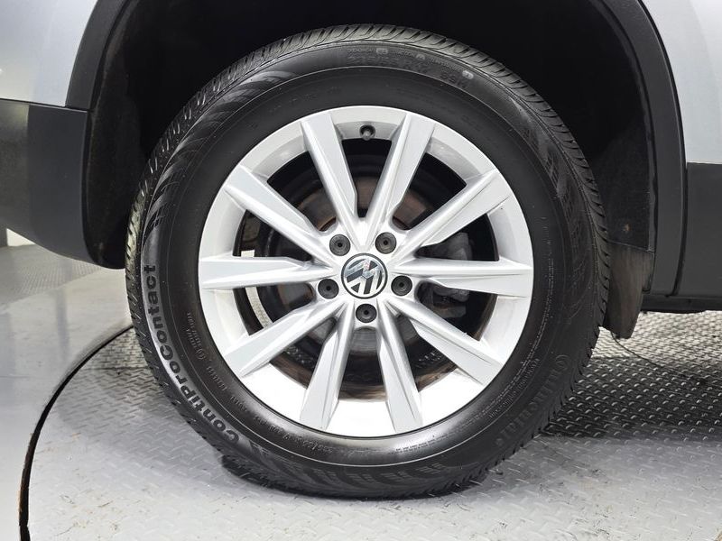 2014 Volkswagen Tiguan 2.0 TDI Comfort 5N photo 5