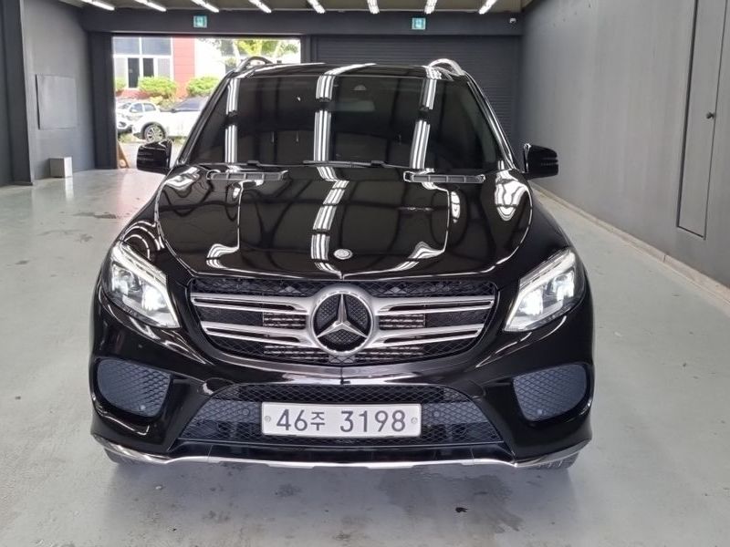 2017 Mercedes-Benz E-Class GLE350 d 4MATIC photo 3