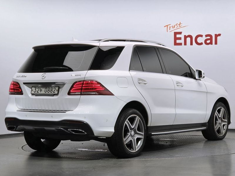 2016 Mercedes-Benz E-Class GLE350 d 4MATIC photo 2