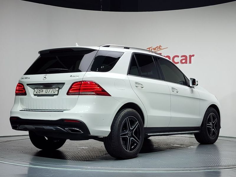 2016 Mercedes-Benz E-Class GLE350 d 4MATIC photo 2