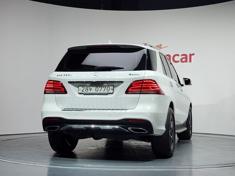 2016 Mercedes-Benz E-Class GLE350 d 4MATIC photo 4