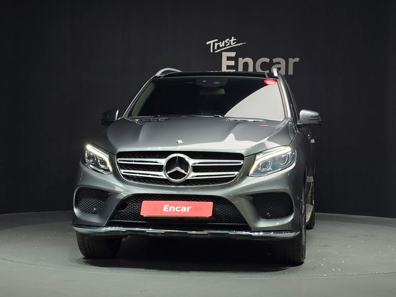 2017 Mercedes-Benz E-Class GLE350 d 4MATIC photo 3