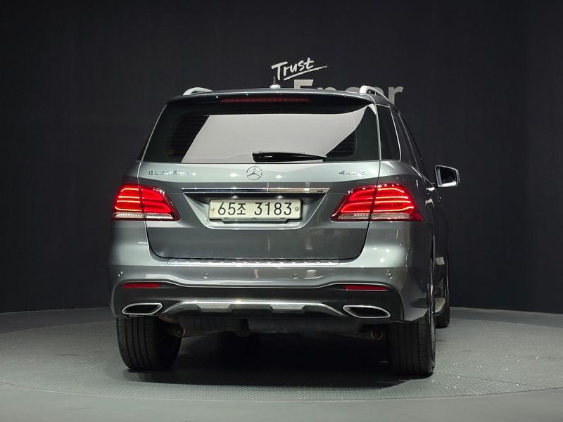 2017 Mercedes-Benz E-Class GLE350 d 4MATIC photo 4