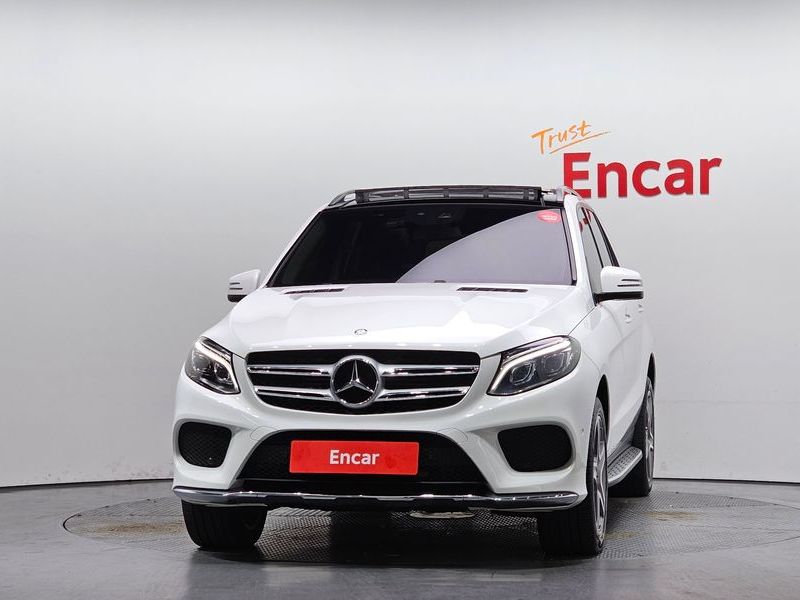 2017 Mercedes-Benz E-Class GLE350 d 4MATIC photo 3