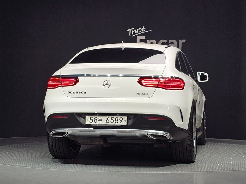 2017 Mercedes-Benz E-Class GLE350 d 4MATIC Coupe photo 4