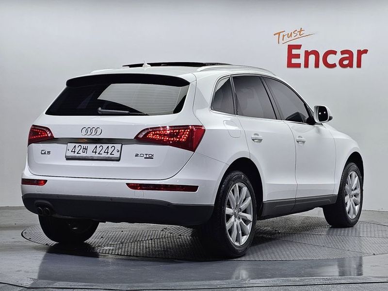 2012 Audi Q5 8R 2.0 TDI Quattro Dynamic 8R photo 2
