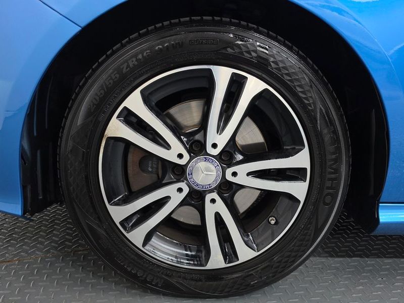 2017 Mercedes-Benz A-Class W176 A200 photo 5