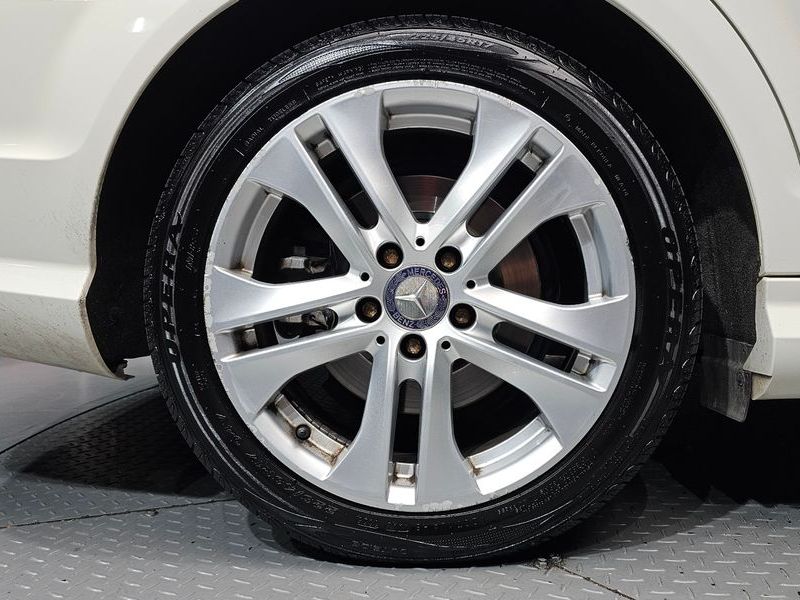 2012 Mercedes-Benz C-Class W204 C220 CDI BlueEFFICIENCY photo 5