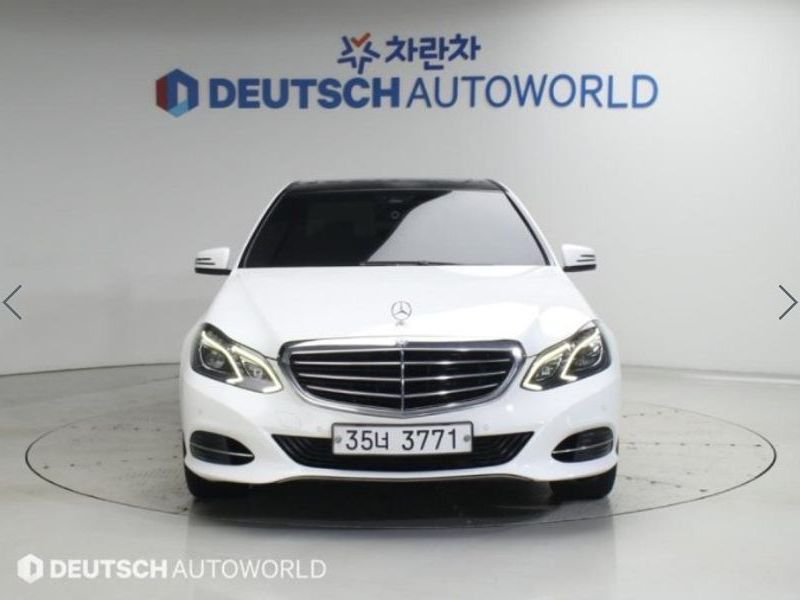 2014 Mercedes-Benz E-Class W212 E200 Elegance photo 3