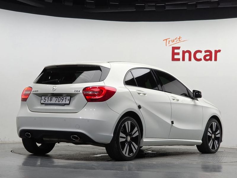 2015 Mercedes-Benz A-Class W176 A180 CDI Night photo 2