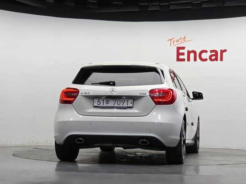2015 Mercedes-Benz A-Class W176 A180 CDI Night photo 4