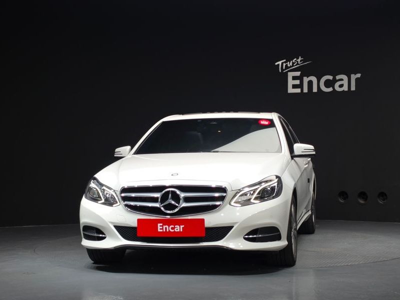 2016 Mercedes-Benz E-Class W212 E220 CDI Avantgarde photo 3
