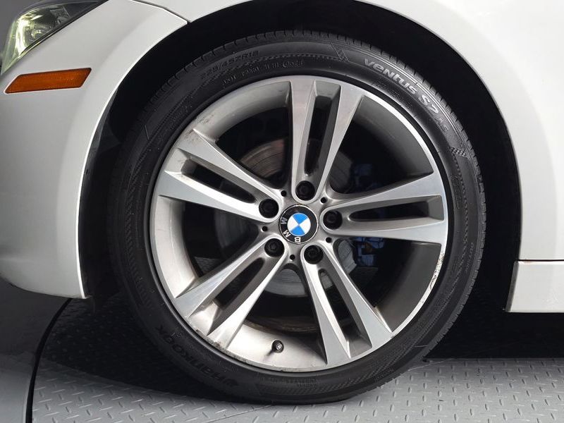 2012 BMW 3-Series 320d Sport photo 5