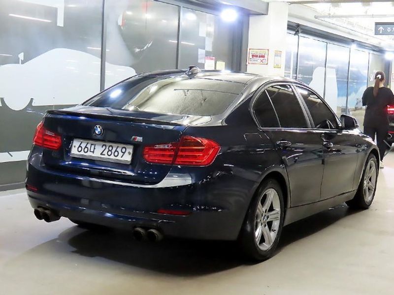 2014 BMW 3-Series 320d photo 4