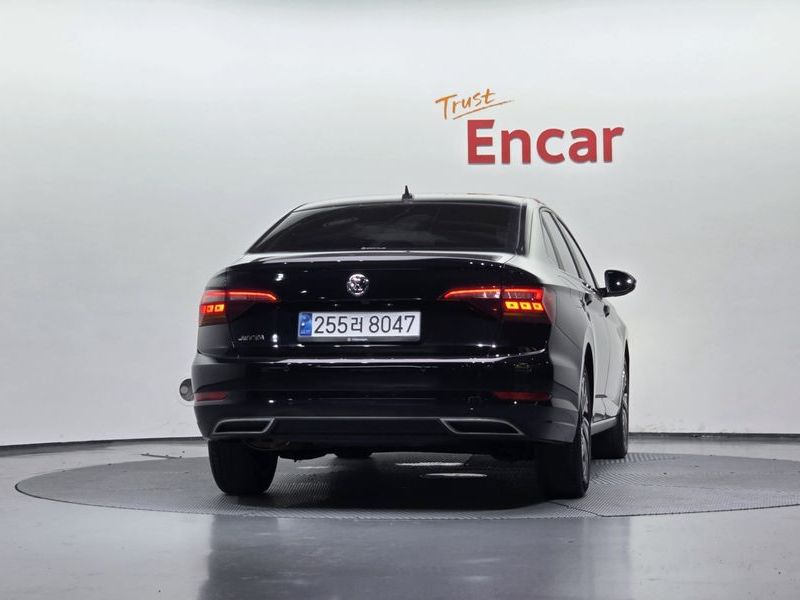 2021 Volkswagen Jetta 7th Generation 1.4 TSI Prestige photo 4