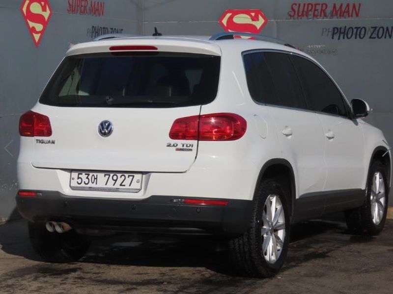 2016 Volkswagen New Tiguan 2.0 TDI Comfort 5N photo 3