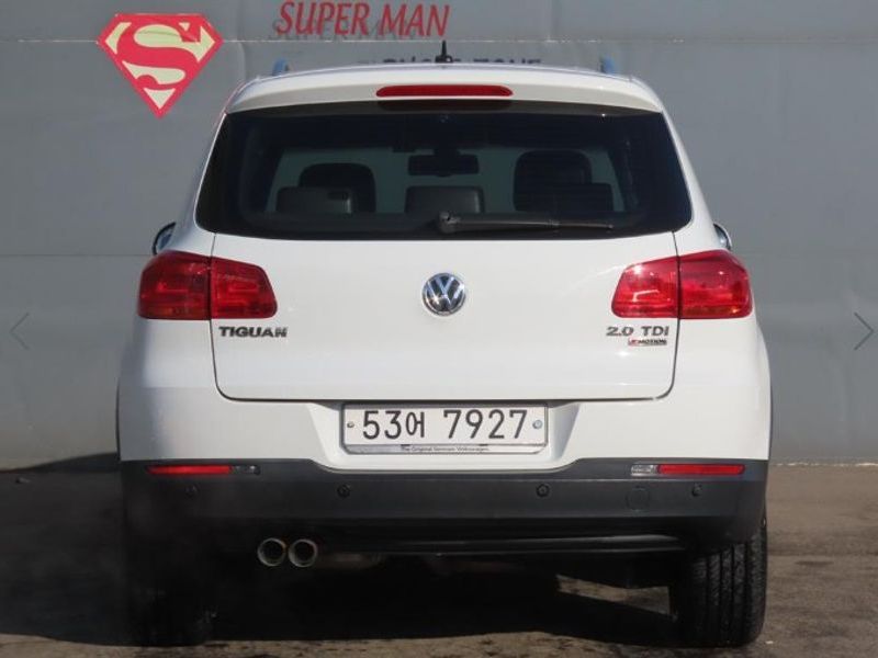2016 Volkswagen New Tiguan 2.0 TDI Comfort 5N photo 4