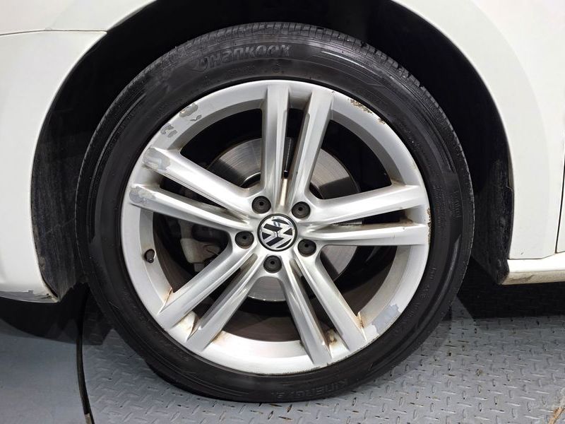 2013 Volkswagen Passat B7 2.0 TDI B7 photo 5
