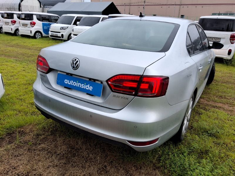 2014 Volkswagen Jetta 6th Generation 2.0 TDI 6th photo 3