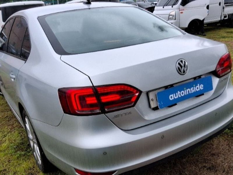 2014 Volkswagen Jetta 6th Generation 2.0 TDI 6th photo 4