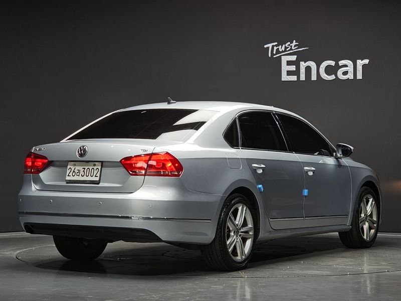 2015 Volkswagen Passat 2.0 TDI B7 photo 2