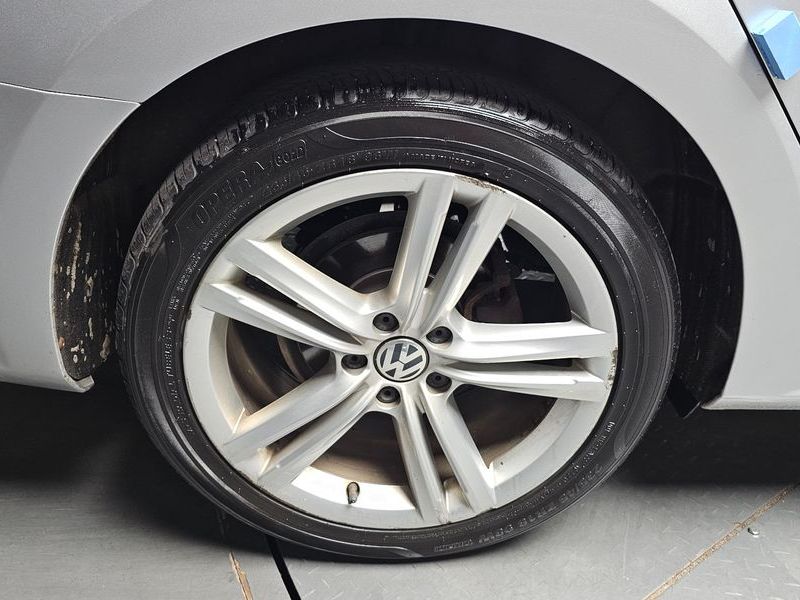 2015 Volkswagen Passat 2.0 TDI B7 photo 5