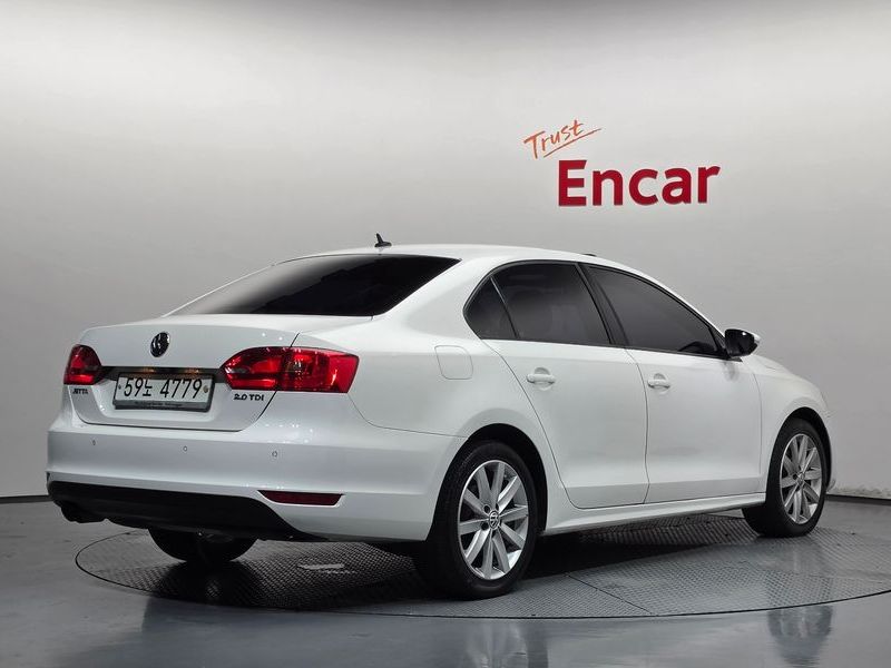 2012 Volkswagen Jetta 6th Generation 2.0 TDI 6th photo 2