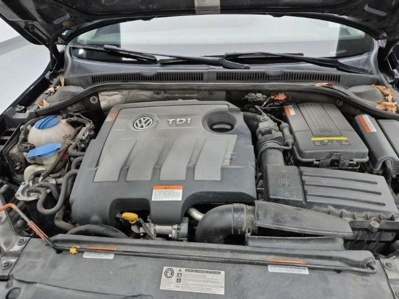 2014 Volkswagen Jetta 6th Generation 1.6 TDI Blue Motion 6th photo 5
