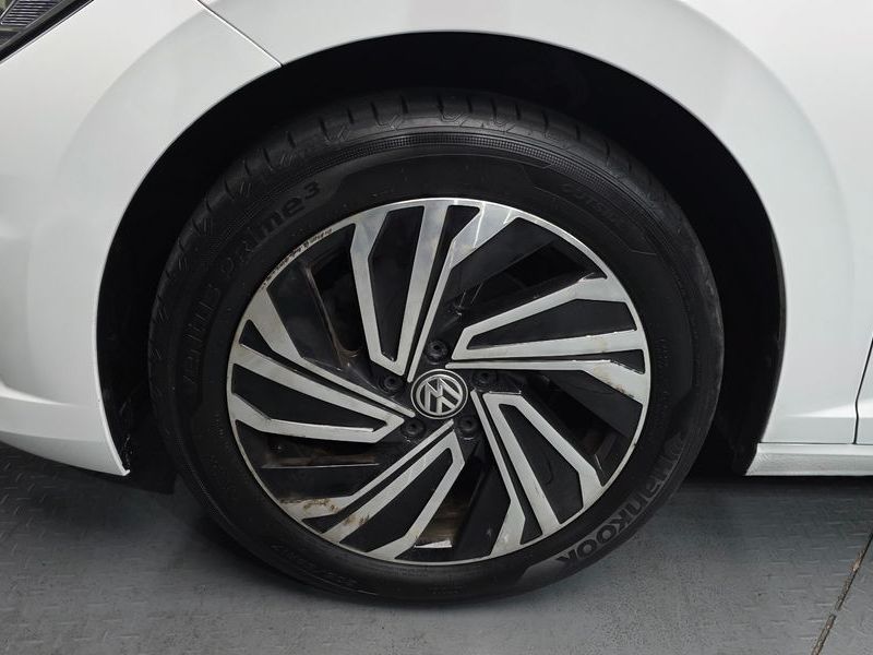 2021 Volkswagen Jetta 7th Generation 1.4 TSI Prestige photo 5
