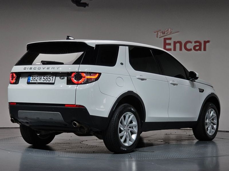 2019 Land Rover Discovery Sport L550 2.0 TD4 SE (150PS) photo 2