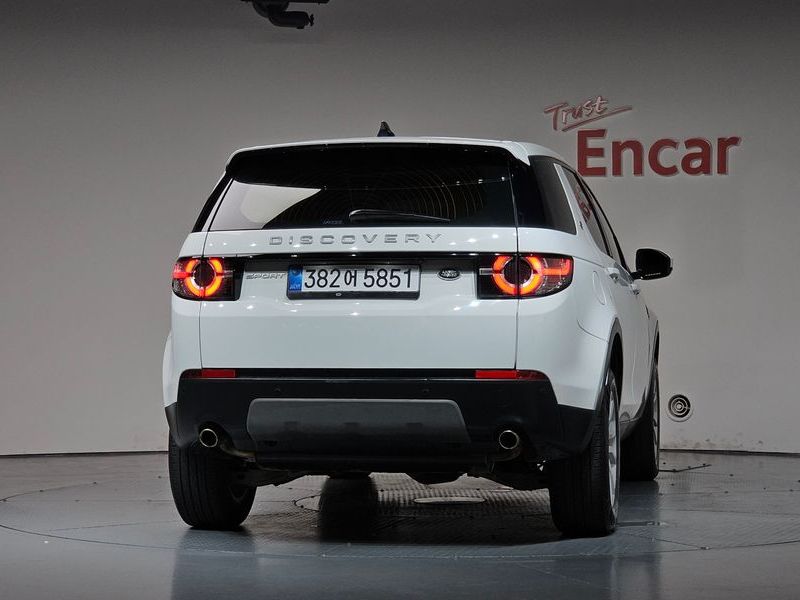 2019 Land Rover Discovery Sport L550 2.0 TD4 SE (150PS) photo 4