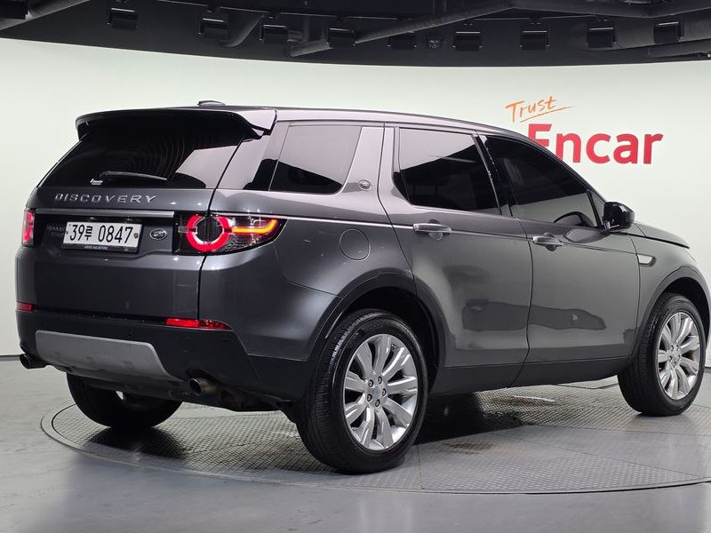 2016 Land Rover Discovery Sport L550 2.0 TD4 HSE Luxury photo 2