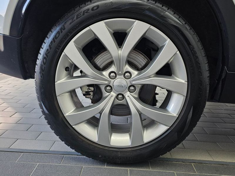 2022 Land Rover Discovery Sport L550 P250 SE photo 5