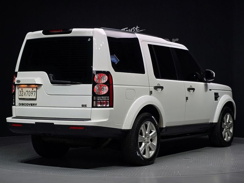 2014 Land Rover Discovery 4 L319 3.0 SDV6 SE photo 2