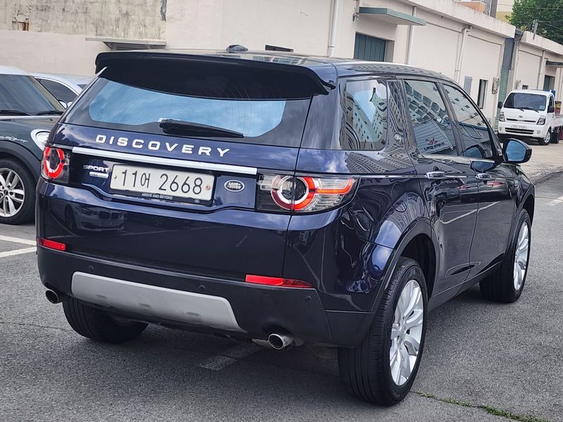 2015 Land Rover Discovery Sport L550 2.2 SD4 HSE Luxury photo 4