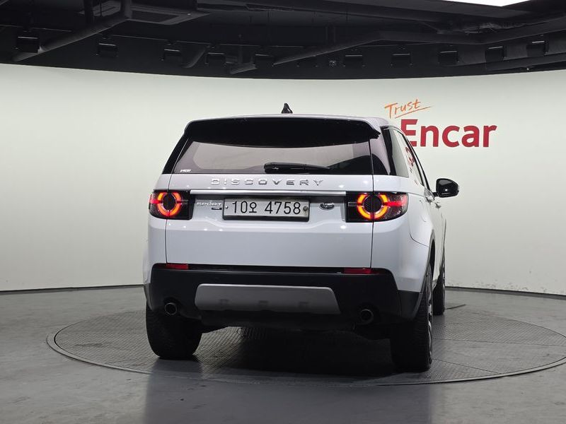2019 Land Rover Discovery Sport L550 2.0 TD4 HSE Luxury photo 4