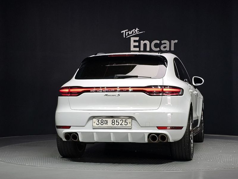 2016 Porsche Macan 95B 3.0 S Diesel 95B photo 4