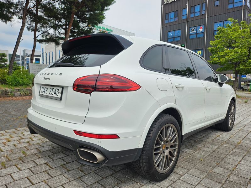 2017 Porsche Cayenne 3.0 Diesel Platium Edition 958 photo 4