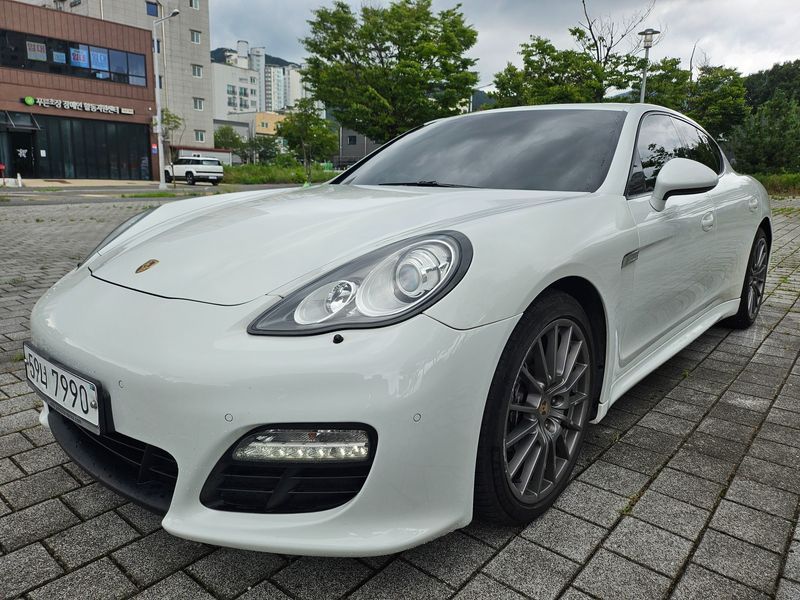 2013 Porsche Panamera 970 3.6 AWD 970 photo 2