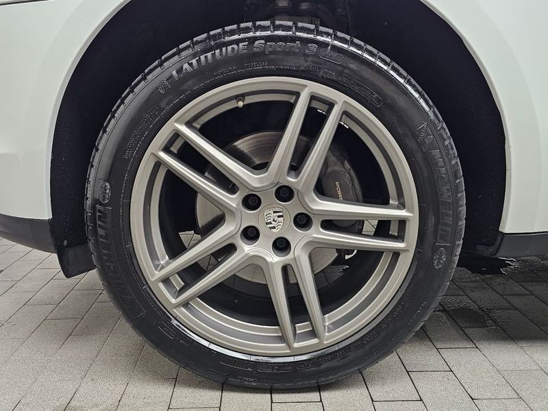 2021 Porsche Macan 95B 2.0 95B photo 5