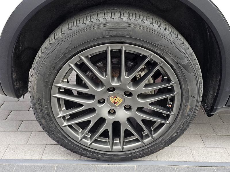 2012 Porsche Cayenne 958 4.8 S 958 photo 5
