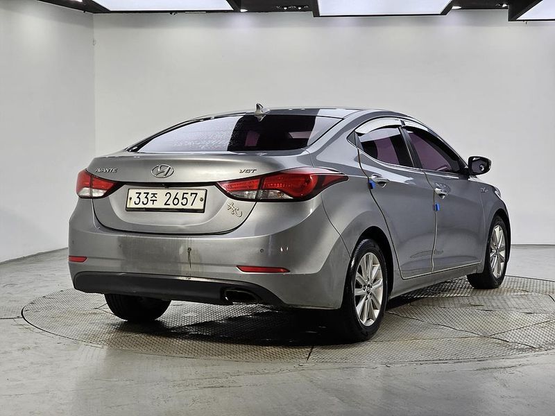 2014 Hyundai The New Avante MD 1.6 VGT Premium Standard photo 4
