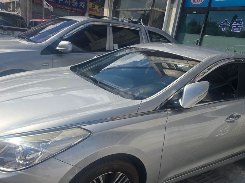 2013 Hyundai Grandeur HG HG240 Modern photo 3