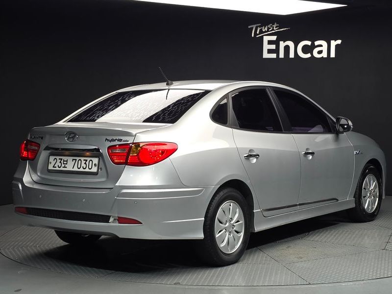 2012 Hyundai Avante MD HDeII Standard photo 2