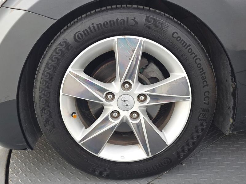 2012 Hyundai Avante MD M16 GDI Blue Saver photo 5