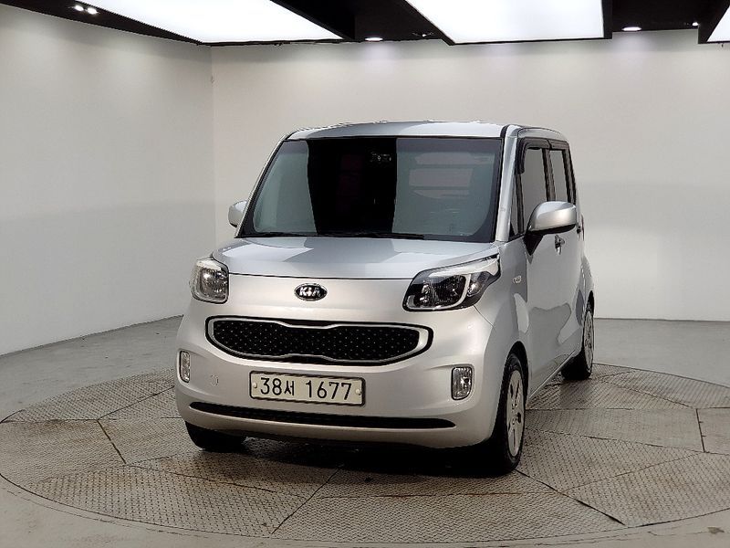 2014 Kia Ray VAN Deluxe photo 2
