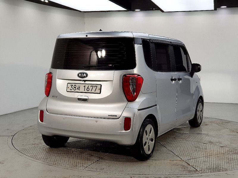 2014 Kia Ray VAN Deluxe photo 4