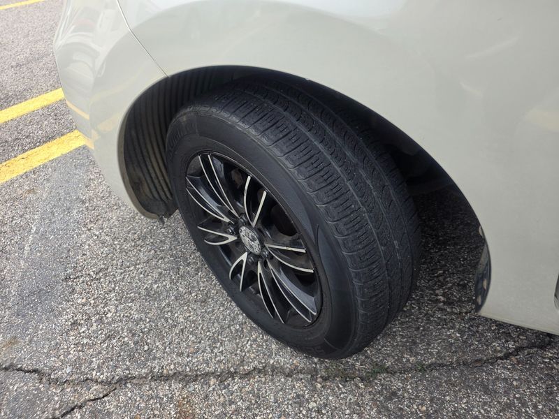 2015 Kia All New Morning JA VAN Deluxe photo 4
